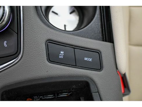 Certified 2021 Cadillac XT5 Premium Luxury image 42