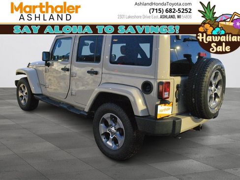 Used 2018 Jeep Wrangler Unlimited Sahara image 4