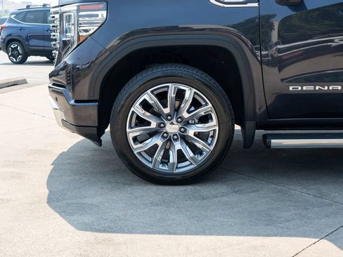 Used 2022 GMC Sierra 1500 Denali w/ Denali Reserve Package AWD/4WD image 31