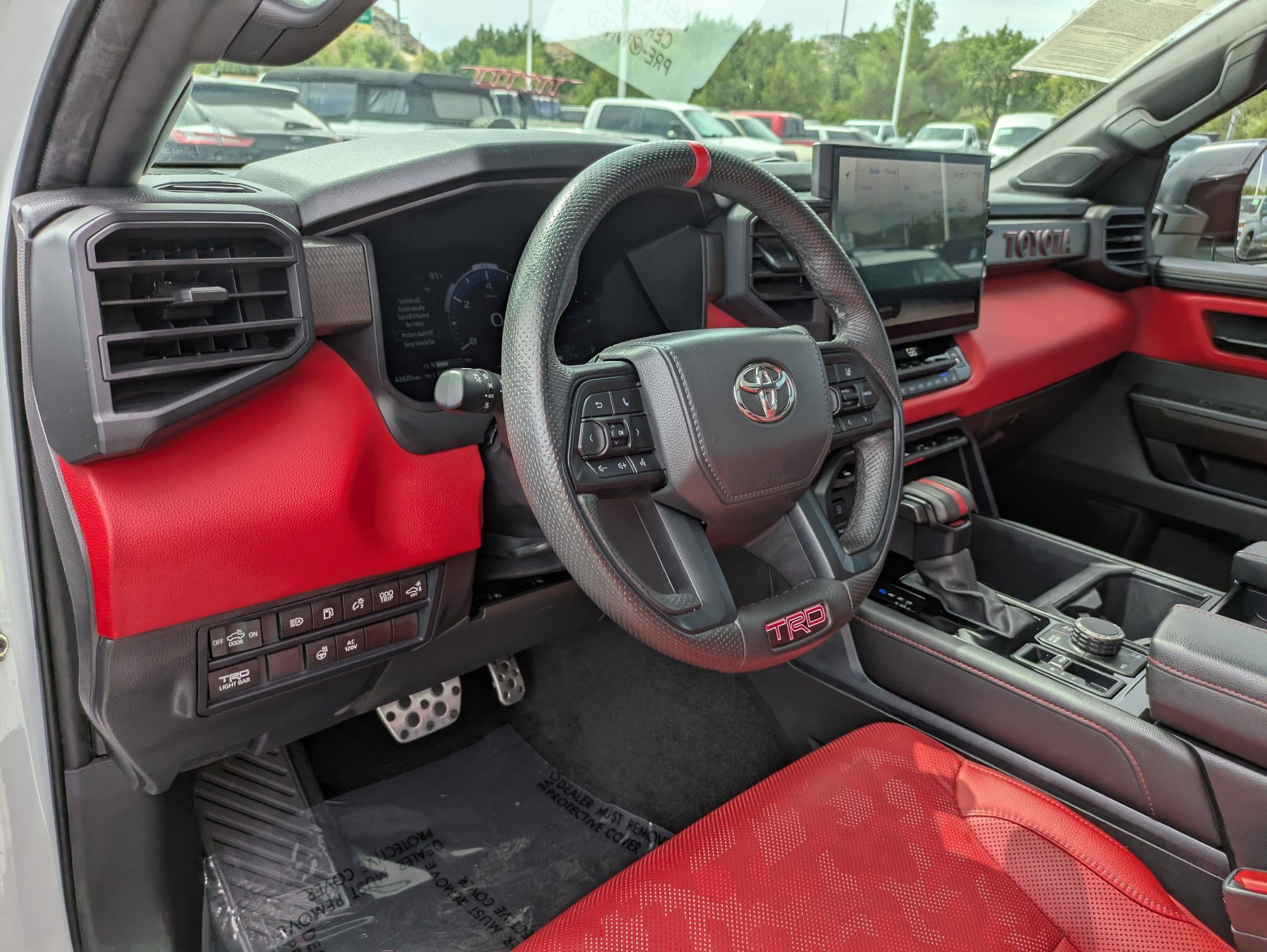 Used 2025 Toyota Tundra TRD Pro AWD/4WD image 14
