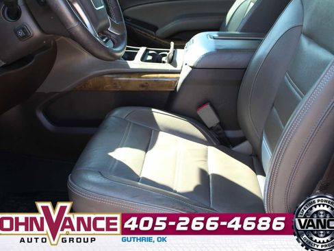 Used 2017 GMC Yukon Denali image 25