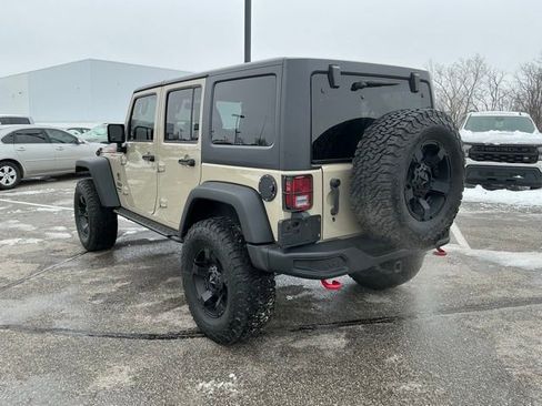 Used 2017 Jeep Wrangler Unlimited Rubicon image 4