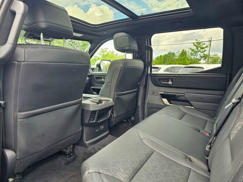 Used 2025 Toyota Tundra Limited AWD/4WD image 24