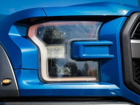 Used 2017 Ford F150 Raptor w/ Equipment Group 802A Luxury AWD/4WD image 9