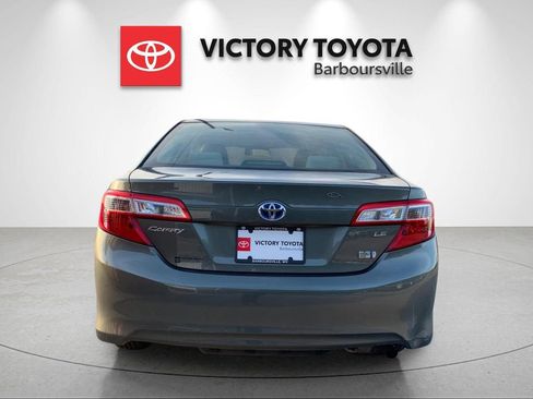 Used 2012 Toyota Camry LE w/ Preferred Accessory Pkg FWD image 4