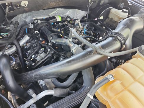 Used 2019 Ford F150 Lariat w/ Trailer Tow Package RWD image 24