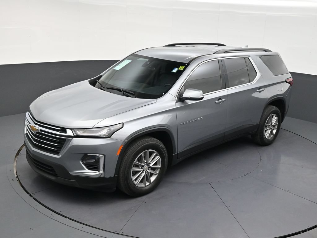 Used 2024 Chevrolet Traverse LT FWD image 12