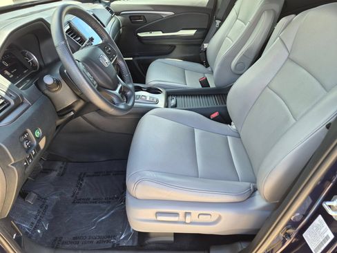Certified 2023 Honda Passport EX-L image 11