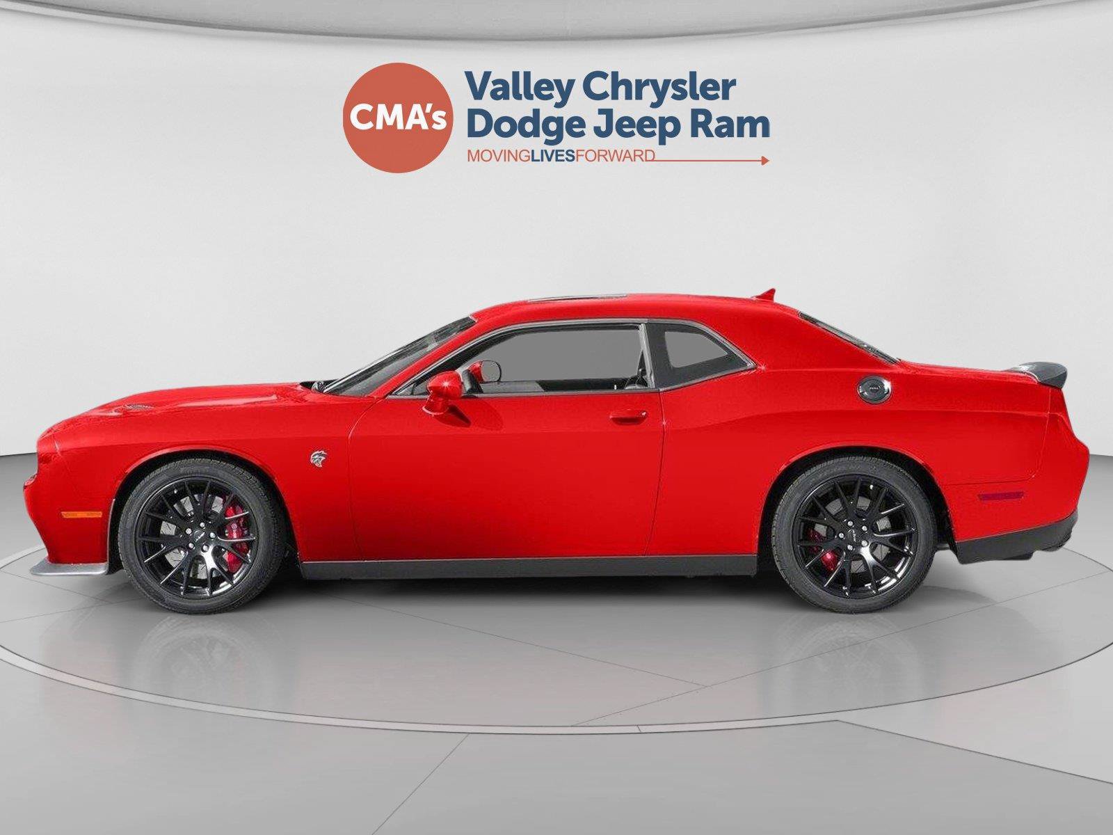 Used 2016 Dodge Challenger SRT Hellcat RWD image 2
