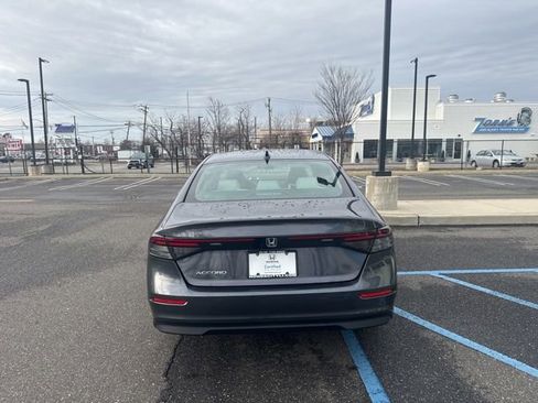 Used 2023 Honda Accord EX image 7