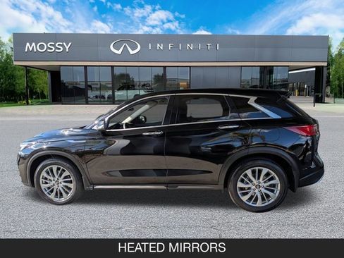 Certified 2025 INFINITI QX50 Pure image 5