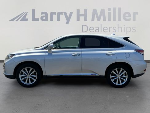 Used 2015 Lexus RX 450h FWD image 2