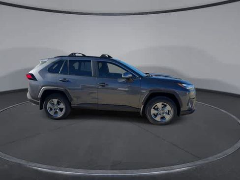 Used 2025 Toyota RAV4 XLE w/ Convenience Package image 9