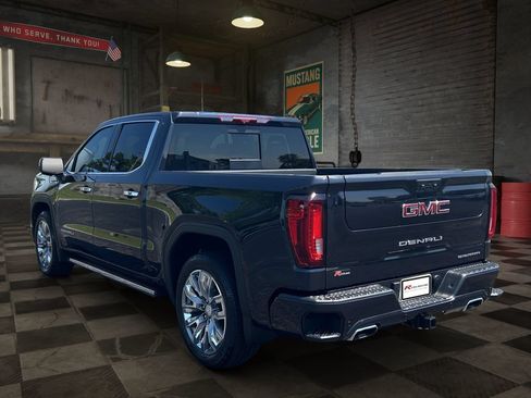 Certified 2025 GMC Sierra 1500 Denali AWD/4WD image 7