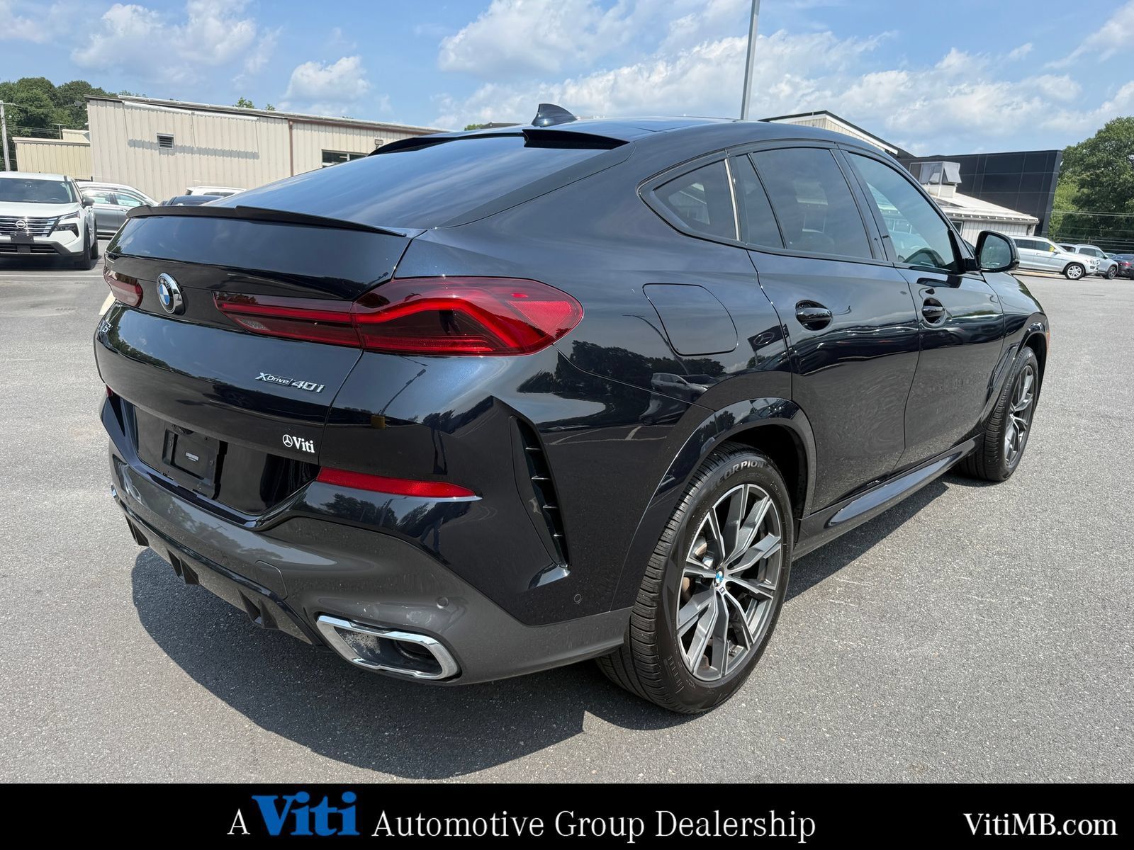 Used 2021 BMW X6 xDrive40i w/ M Sport Package AWD/4WD image 8