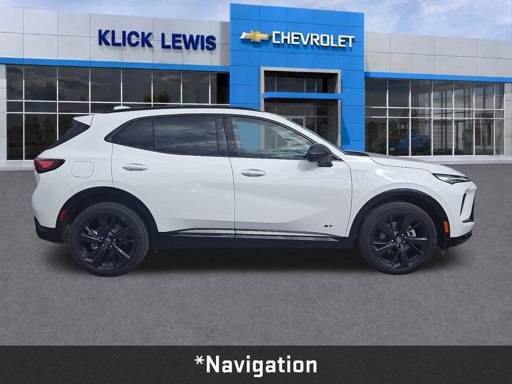 Used 2025 Buick Envision Sport Touring AWD/4WD image 9