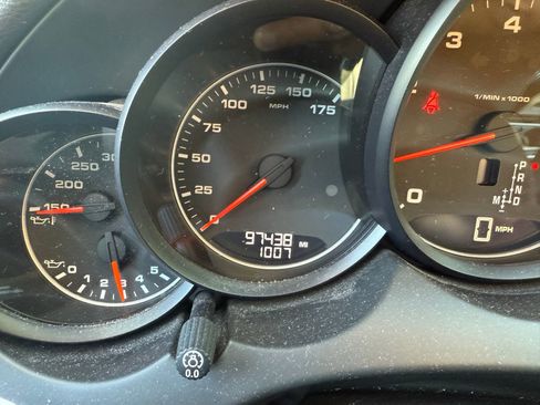 Used 2011 Porsche Cayenne image 16