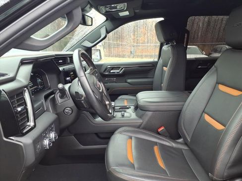 Certified 2023 GMC Sierra 1500 AT4 w/ AT4 Preferred Package image 12