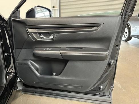 Used 2025 Honda CR-V Sport-L image 12