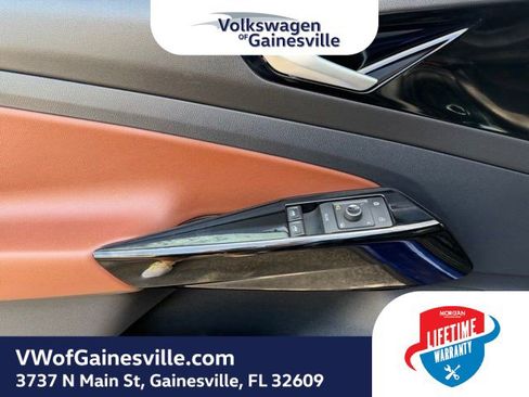 Used 2021 Volkswagen ID.4 Pro S RWD image 16