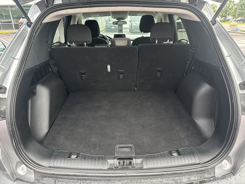 Used 2021 Ford Escape SE FWD image 20