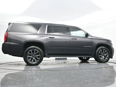 Used 2018 Chevrolet Suburban LT image 49