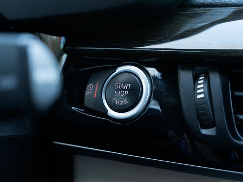 Used 2017 BMW X5 xDrive35i image 25