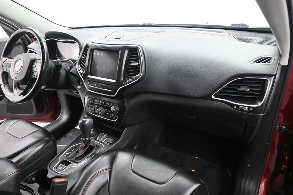 Used 2020 Jeep Cherokee Trailhawk w/ Comfort/Convenience Group AWD/4WD image 20
