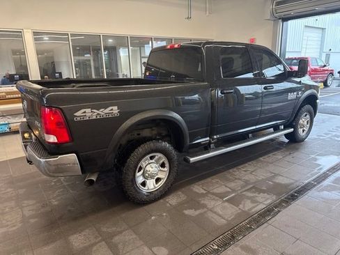 Used 2018 RAM 2500 Tradesman w/ Chrome Appearance Group AWD/4WD image 3