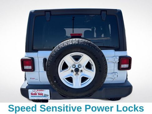 Used 2023 Jeep Wrangler Unlimited Sport AWD/4WD image 5