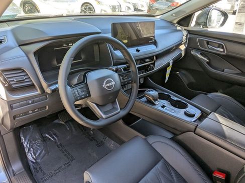 New 2026 Nissan Rogue Platinum AWD/4WD image 15