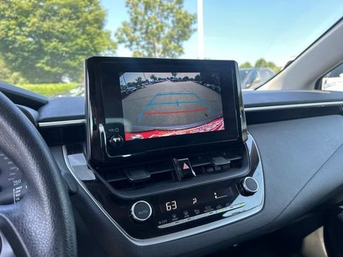 Used 2024 Toyota Corolla LE FWD image 24