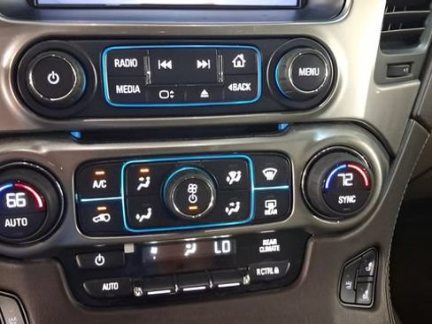 Used 2015 Chevrolet Suburban LTZ AWD/4WD image 26
