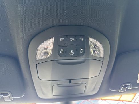 New 2026 Chrysler Voyager LX image 21