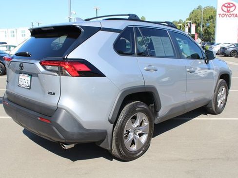 Certified 2025 Toyota RAV4 XLE FWD image 16