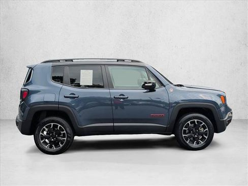 Used 2023 Jeep Renegade Trailhawk AWD/4WD image 4