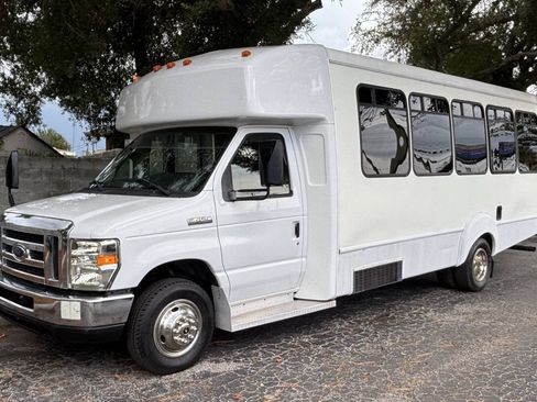 Used 2009 Ford E-450 and Econoline 450 RWD image 25