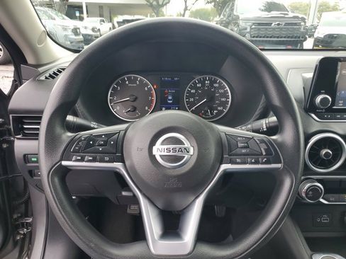Used 2020 Nissan Sentra S image 20
