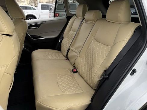 Used 2023 Toyota RAV4 XLE image 28