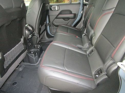 New 2026 Jeep Gladiator Rubicon image 14