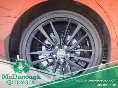 Used 2024 Toyota Camry XSE w/ Navigation Package image 18