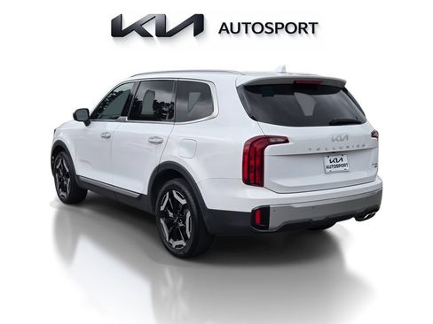 Certified 2023 Kia Telluride S AWD/4WD image 10