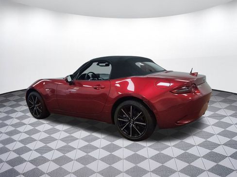 Used 2024 MAZDA MX-5 Miata Grand Touring image 3