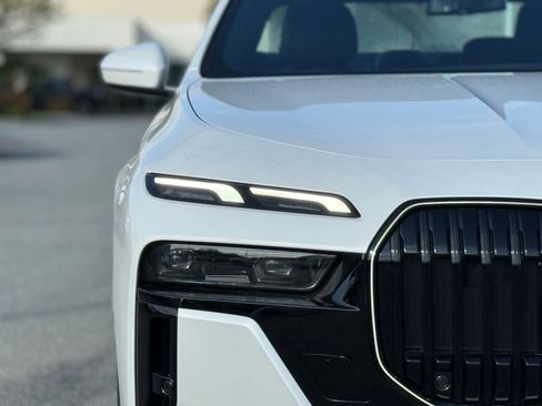 New 2026 BMW 740i xDrive AWD/4WD image 13