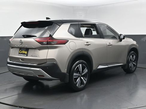 Used 2022 Nissan Rogue Platinum w/ Head-Up Display Package image 5