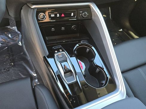 Used 2025 Audi Q5 Premium w/ Premium Plus AWD/4WD image 28