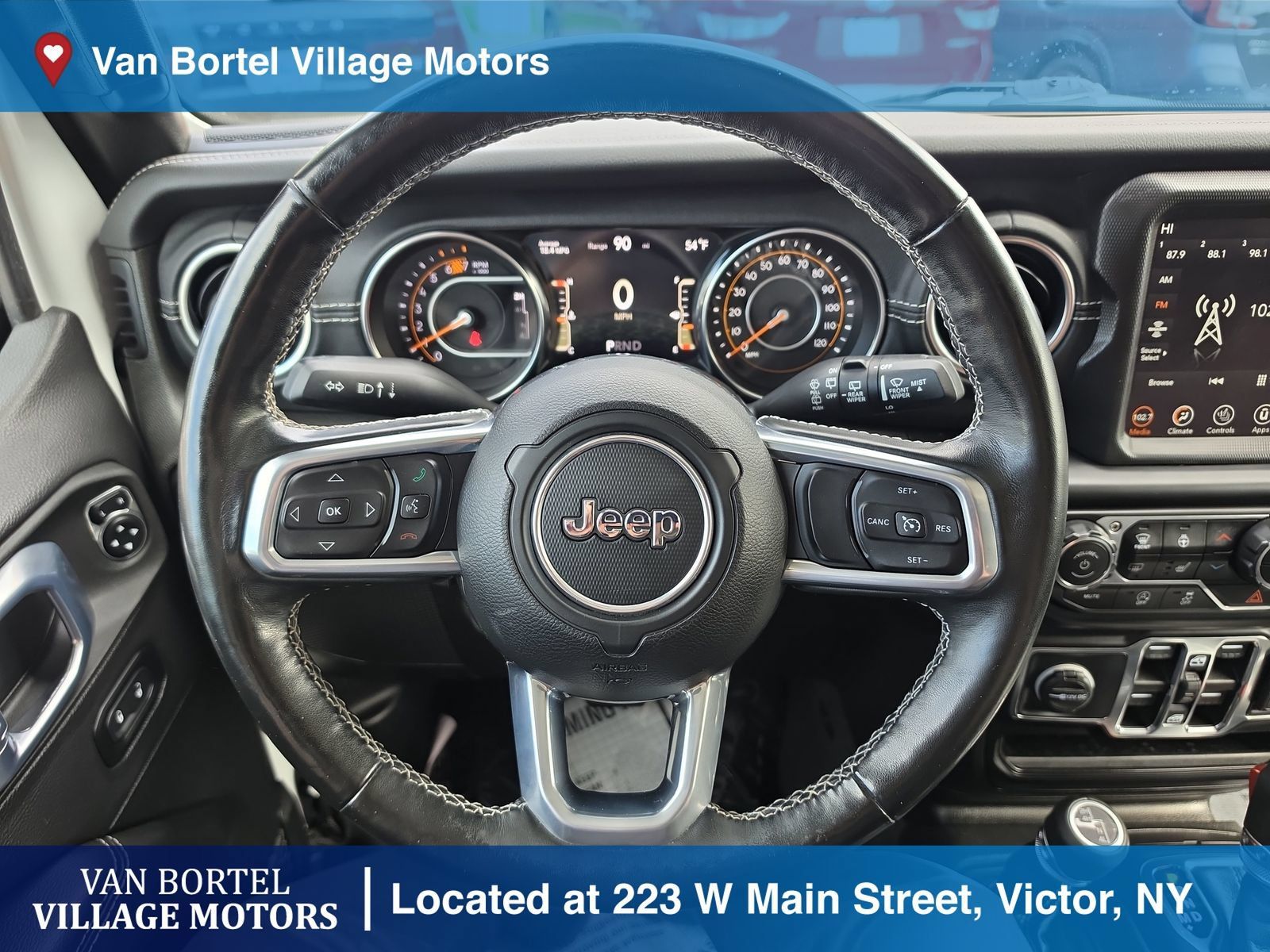 Used 2021 Jeep Wrangler Unlimited Sahara w/ Uconnect 4C Nav & Sound Group AWD/4WD image 11