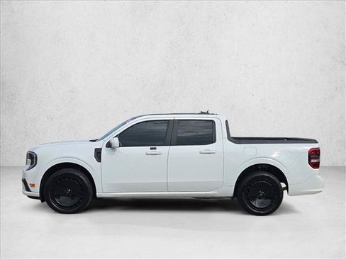 Used 2025 Ford Maverick Lobo AWD/4WD image 8