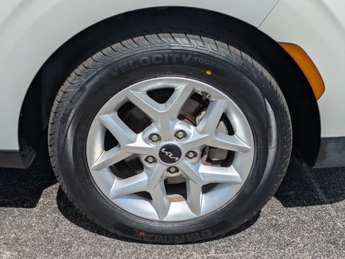 Certified 2024 Kia Soul LX w/ Option Group 015 FWD image 8