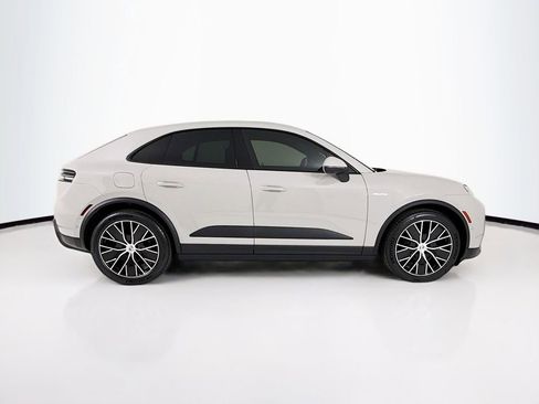 New 2026 Porsche Macan Electric image 8